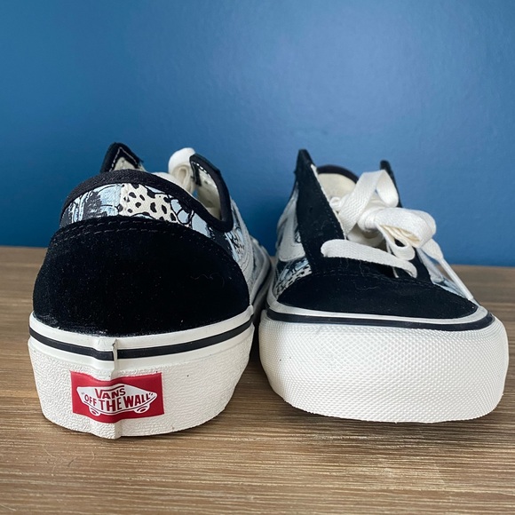 Vans Old Skool Flower Dot Pattern Blue and Black size 8.5. Skate Street School - Picture 2 of 4